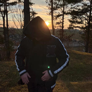 Nemusel Hrát (Explicit)