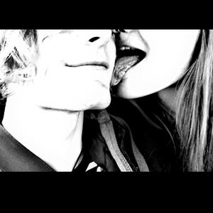UnlovableFR (Explicit)