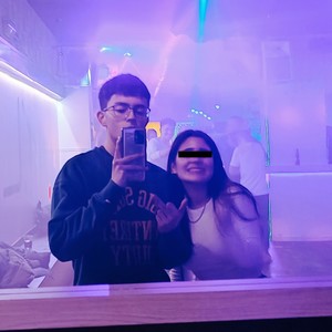 Qué Hora Es (Explicit)