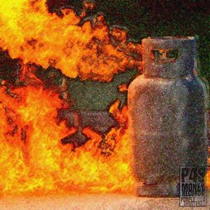 EN PÉTARD (feat. Croco) (Explicit)