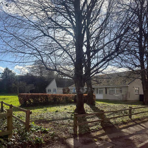 Two Minds (feat. Greenwood & The Sound Clown) (Explicit)