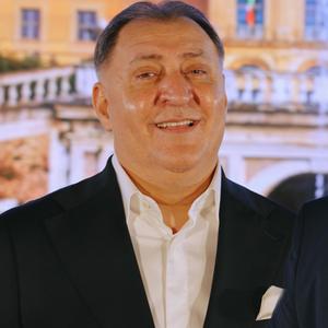 Bob Cu Bob Se Umple Sacul (feat. Gigi Balan)