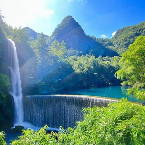 快乐透心甜天天像过年 (伴奏)