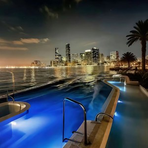 Розовое Вино (感觉至上）