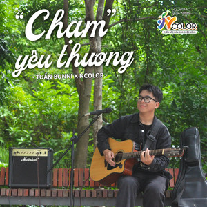 "Chạm" Yêu Thương