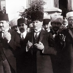 PARALARIM BİTTİ (Explicit)