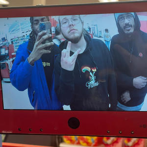 ******* Headlights (feat. Addy Villano & Lok Villano) (Explicit)