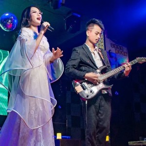 下一次别放手再爱我 (Live)