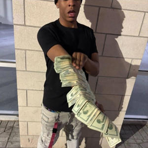 Chicken Chicken (feat. TroubleBaby, PaperrouteK3 & Nlm3 Drac) (Explicit)