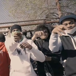 DOAK(feat. Rah Gzz) (Explicit)