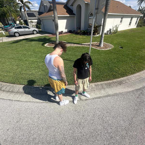 What the helly (feat. Cdotsosa) (Explicit)