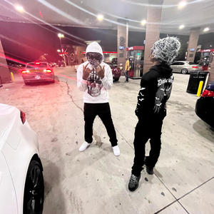 Yo Yo (feat. LuhTee)