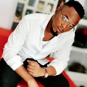 Pillow(feat. Samuel G)