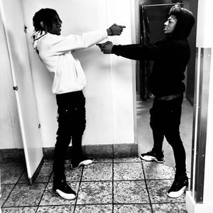 Knee Deep (feat. RonnDoee) (Explicit)