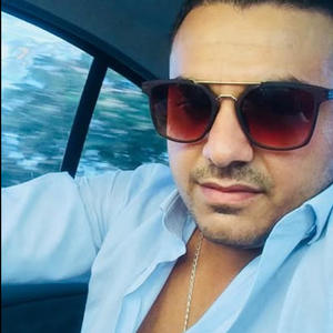 FLORITA DE LA CLEJANI-BAIATUL I-MI ADUCE FERICIRE