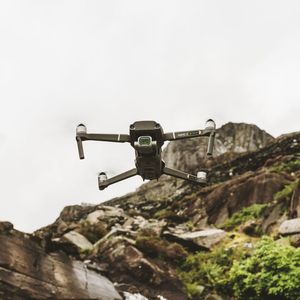 Uyne - Herbert Maynard