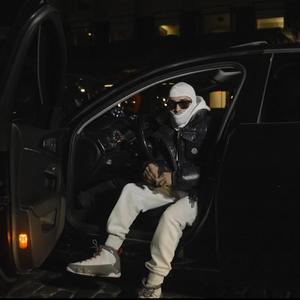 Crew Love (feat. Tshyra) (Explicit)