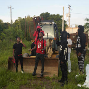 Baxkseat Musik (feat. Gen5) (Explicit)