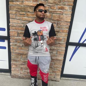 Flat out broke (feat. Guerilla Boy, Big Gwop & 187 Scotty P) (Explicit)