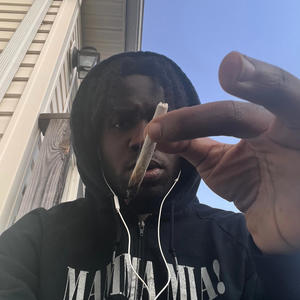 ballpoint pen (Explicit)