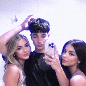 3 Egirl En Cam !!! (Explicit)