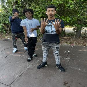 Hoppin Out (feat. Kme Jay4, SlideForDeion, BG Elijah & YRG Marko) (Explicit)