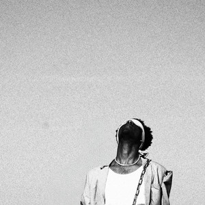 TRISTE SOUS LE SOLEIL (Explicit)