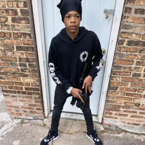 Tap That Gas (feat. Fullychop2x) [Explicit]