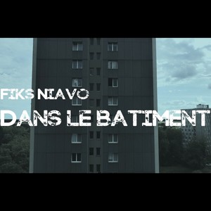 Intro dans le bâtiment (Explicit)