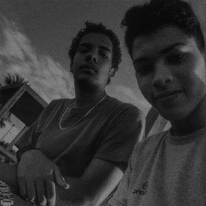 Quatro Paredes (Remix|Explicit)