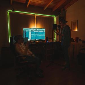 Confía(feat. Vauti) (Explicit)