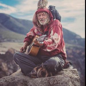 那就再哭一个秋天，一个冬天