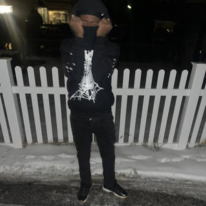 She in love with a jugger (feat. Lzz) (Explicit)