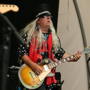 Throw Away The Key (feat. Scott Van Teeffelen)