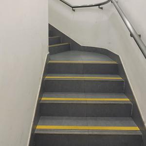 六月没下雪，你不在我身边
