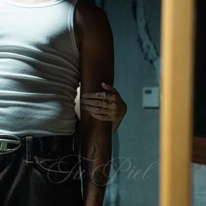 Serr - TU PIEL (Explicit)