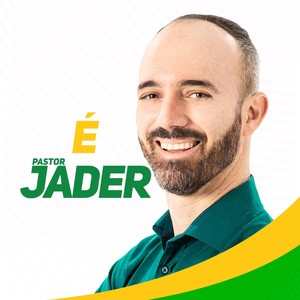 É Pastor Jader