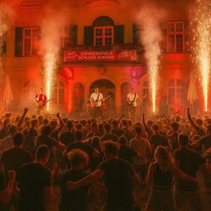 Welcome to Mödling (feat. M.T.A) (Live @ Schloss Hunyadi)