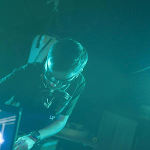 Vamo' A Darte (feat. Galactic Saucers) (Explicit)