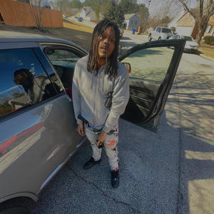 Tom cruise (feat. RichhoodJBeezy|Explicit)