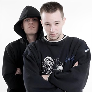 Blaas em, paas em (feat. Kenneth Jay & Kiddo-Cee)
