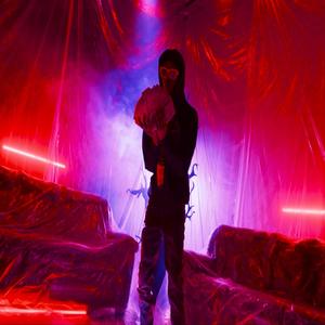 Taking Advantage (feat. SET DA TREND) (Explicit)