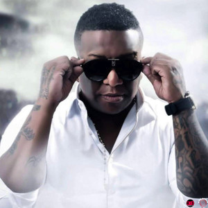 Luces Camara Y Acción (Explicit)