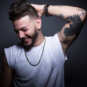 She will be loved (feat. Michael Slebonick)