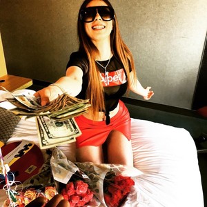 Hold Me Down (Explicit)