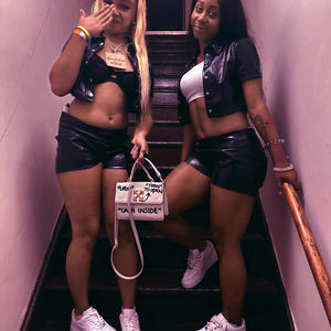 Peeping (feat. DreaDaDonn) (Explicit)