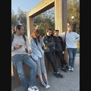 Встречаем всяких фриков (Explicit)