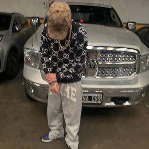 Exclusivo (Volando Bajito) (feat. FrannSSJ) (Explicit)