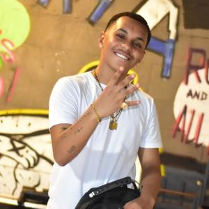 ELA QUER O MT PRA BRINCAR DE CAVALIN (Explicit)
