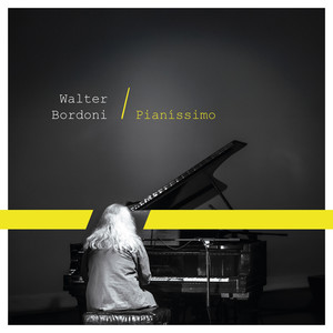 Memorias nuevas (En Vivo)